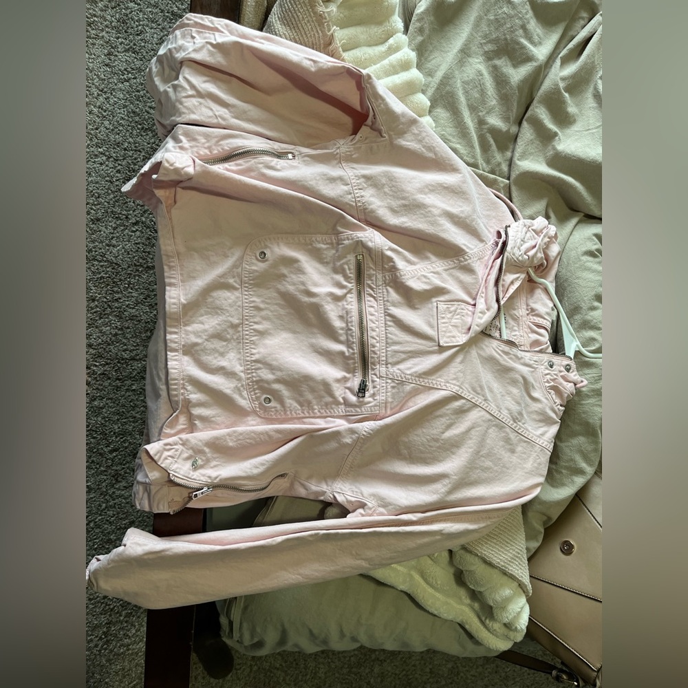 American Eagle pink windbreaker